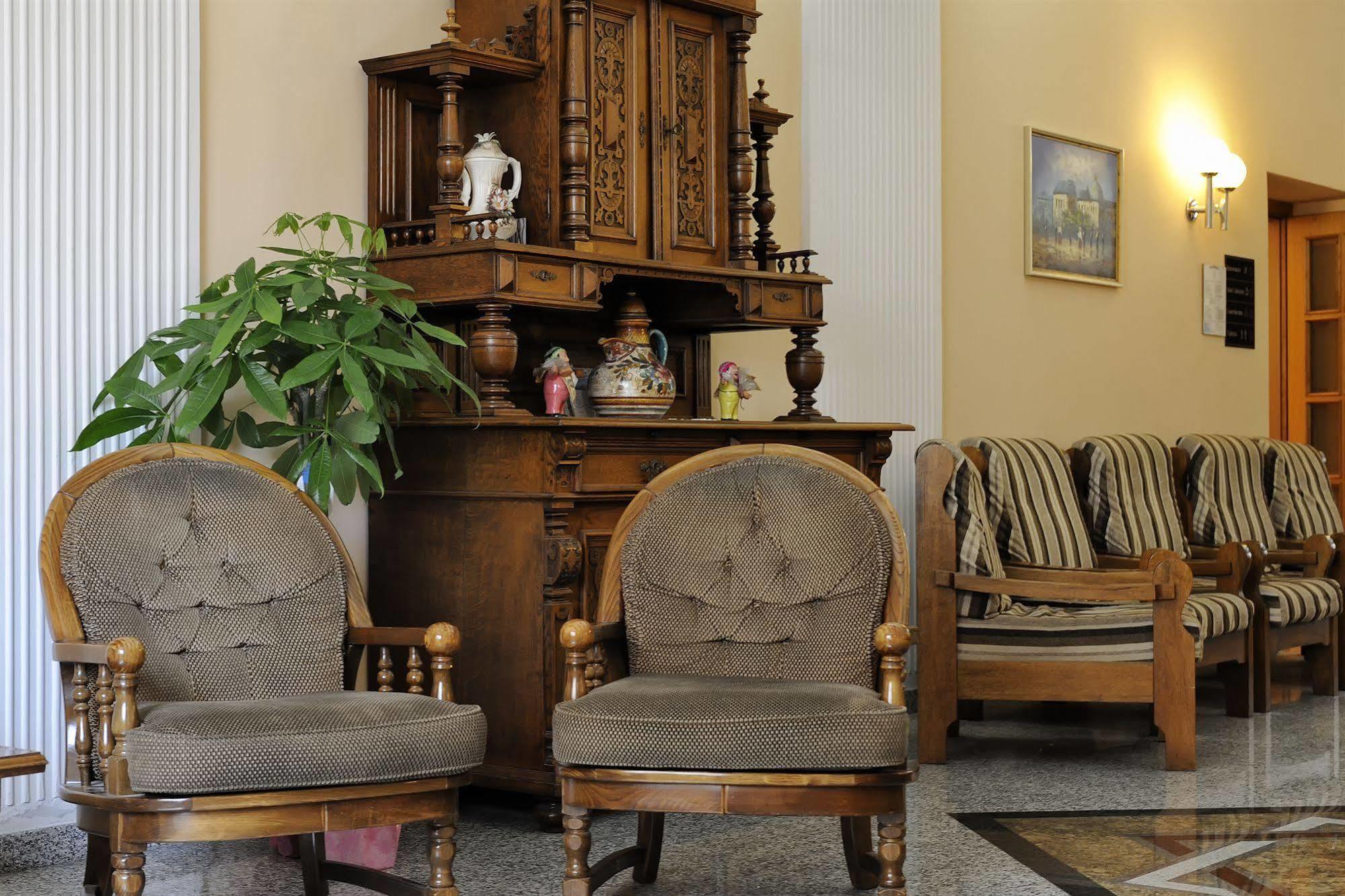 Hotel Bertusi ปอร์เรตตา แตร์เม ภายนอก รูปภาพ