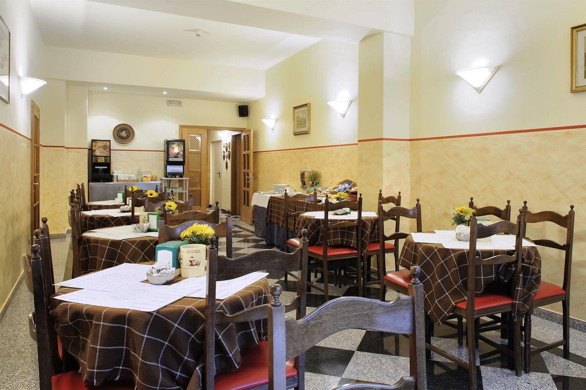 Hotel Bertusi ปอร์เรตตา แตร์เม ภายนอก รูปภาพ