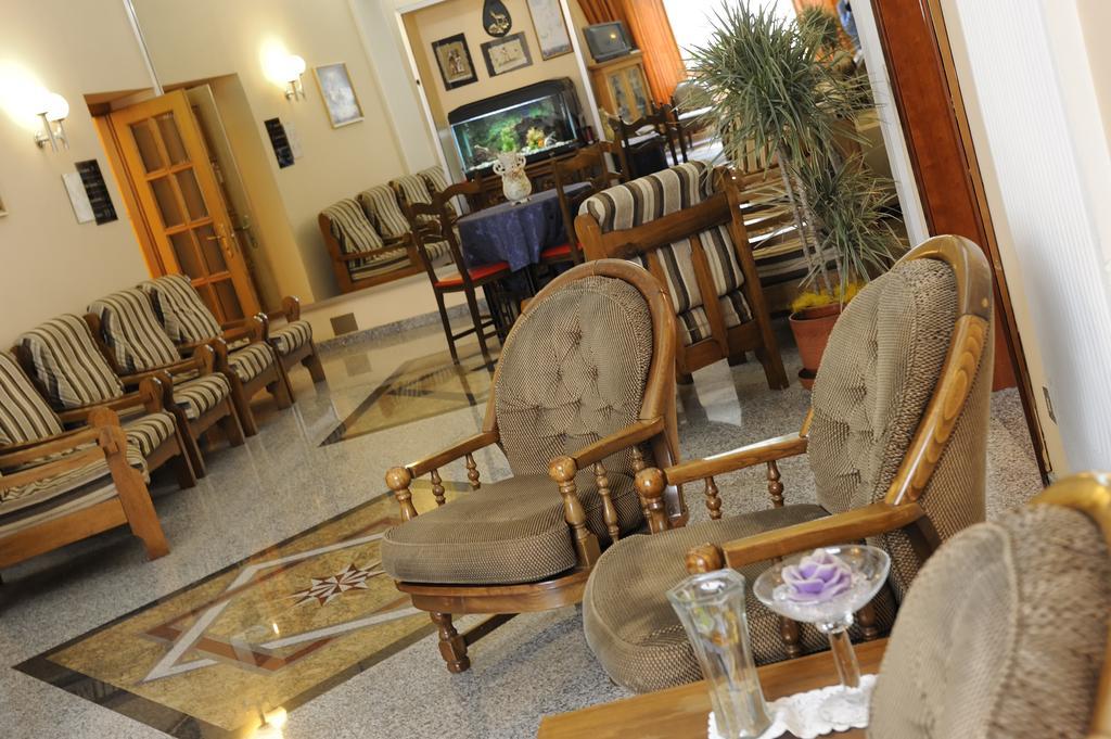 Hotel Bertusi ปอร์เรตตา แตร์เม ภายนอก รูปภาพ